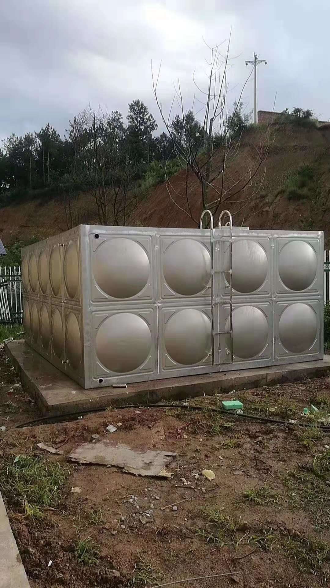 ?保溫水箱