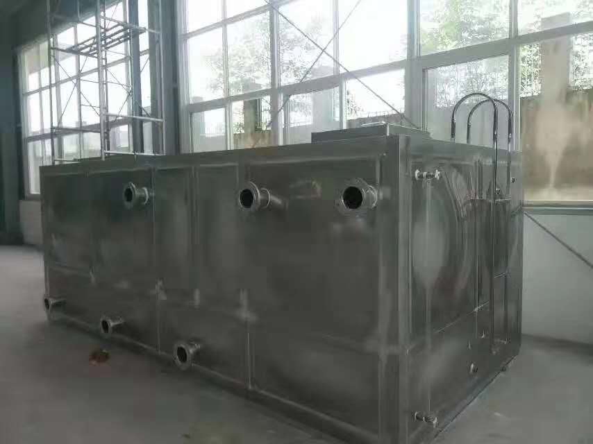 ?保溫水箱